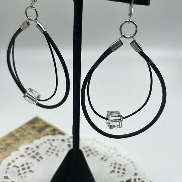 Swarovski Crystal Black Two Leather Cord Dangle Earrings- Handmade NEW - Picture 4 of 10